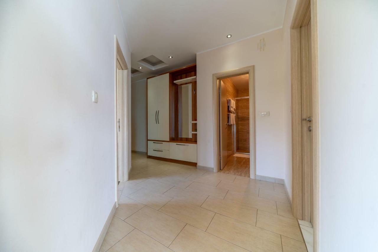 Apartments Crystall Budva Ngoại thất bức ảnh